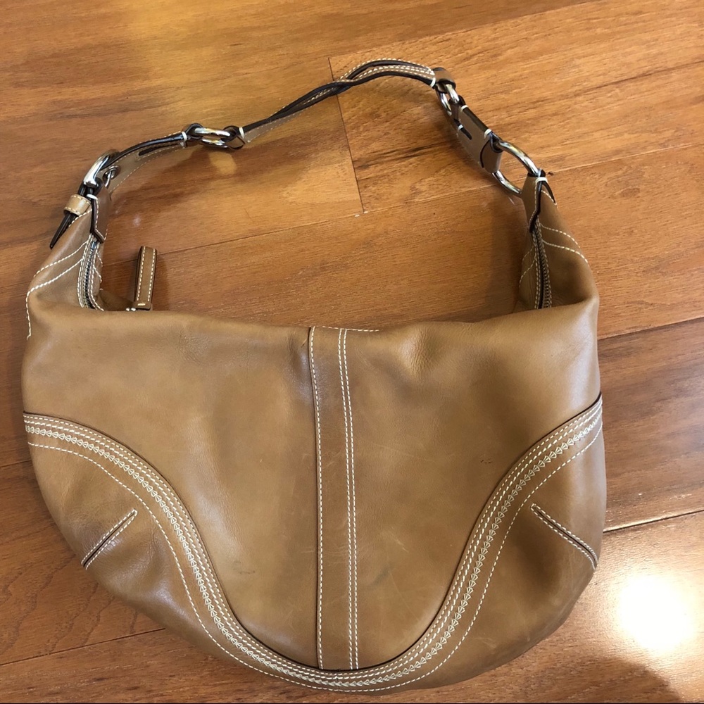 Coach tan leather boho purse